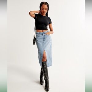 Abercrombie & Fitch Denim Midi Skirt, size 4P/27